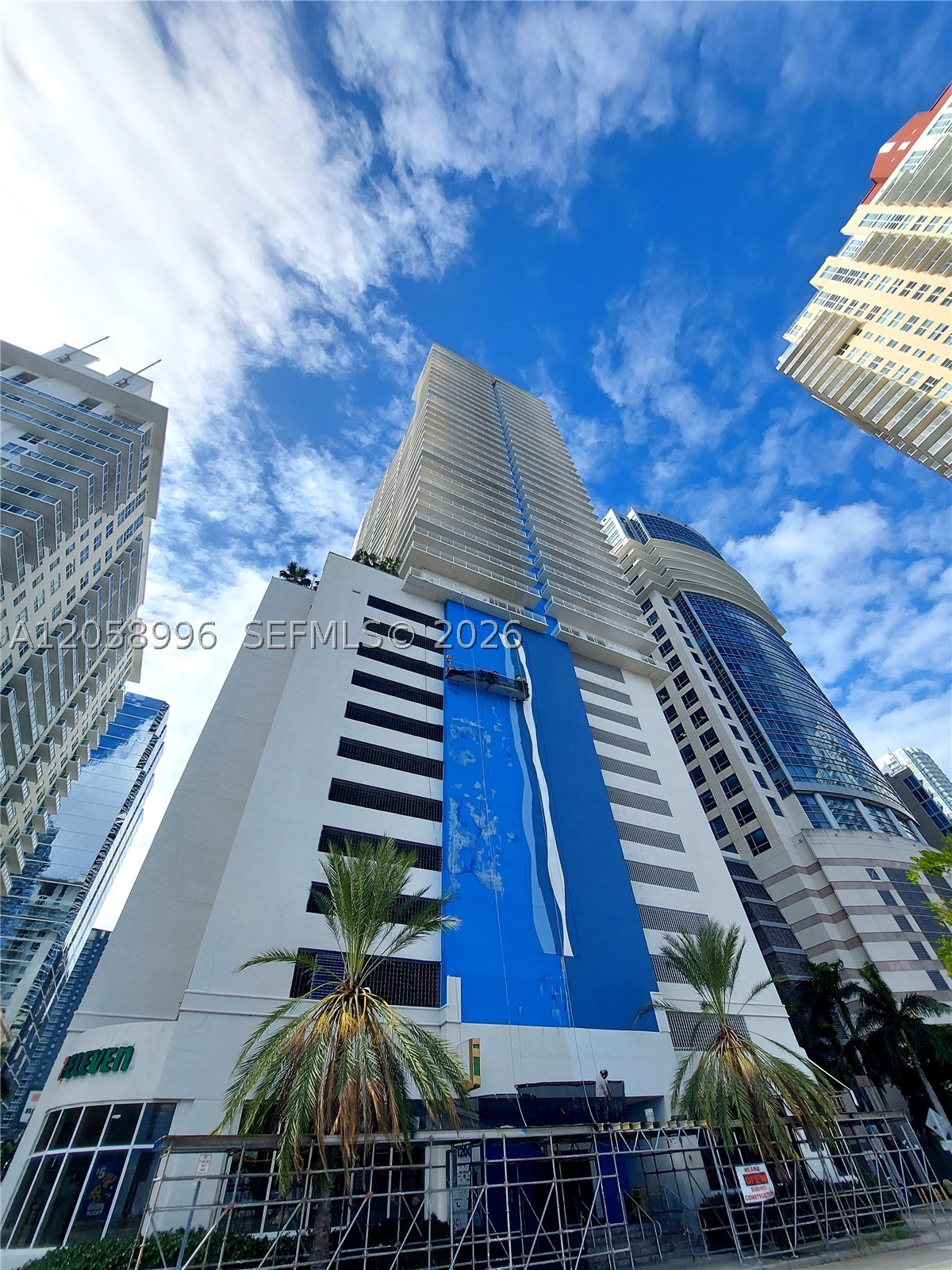 1200 Brickell Bay Dr 3708 — photo