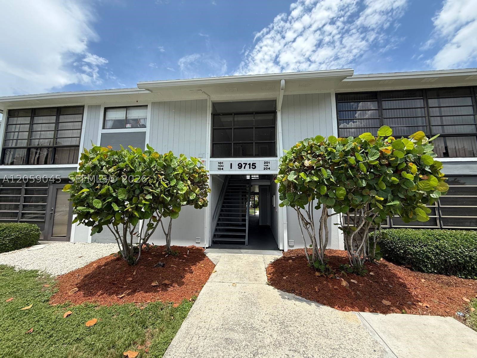9715 Hammocks Blvd 102 — photo