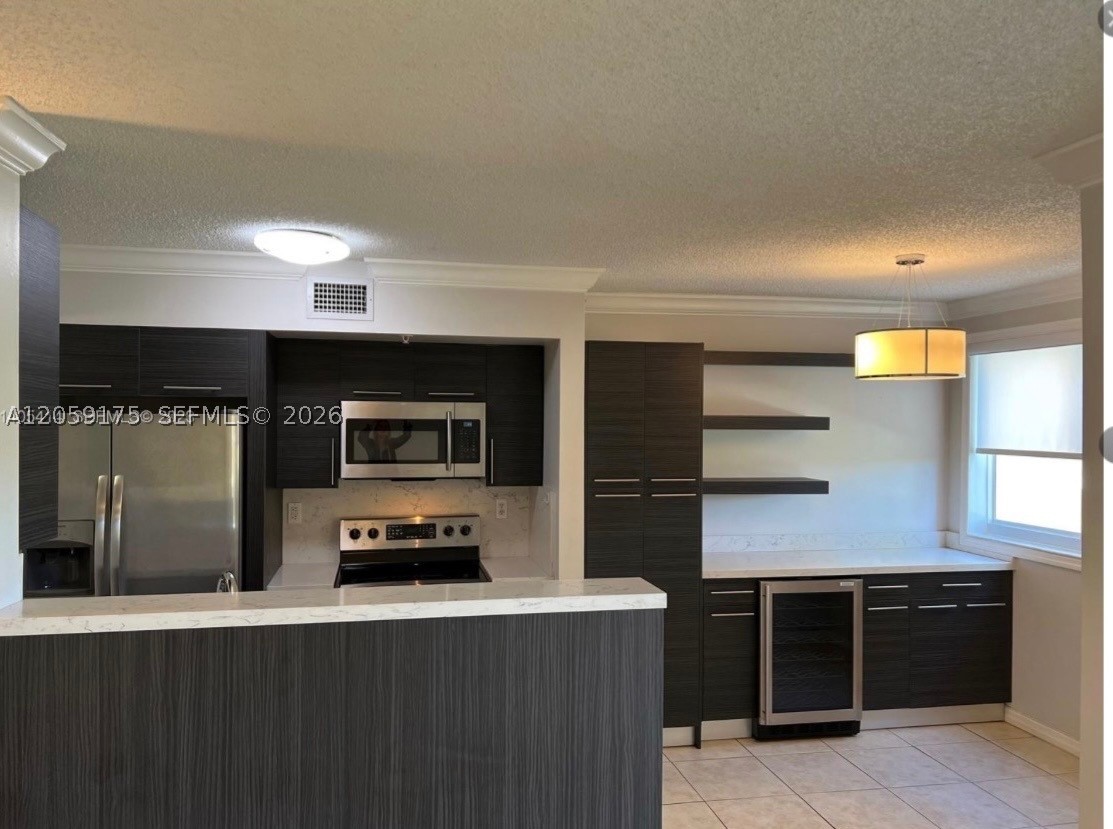 2600 S University Dr 114 — photo