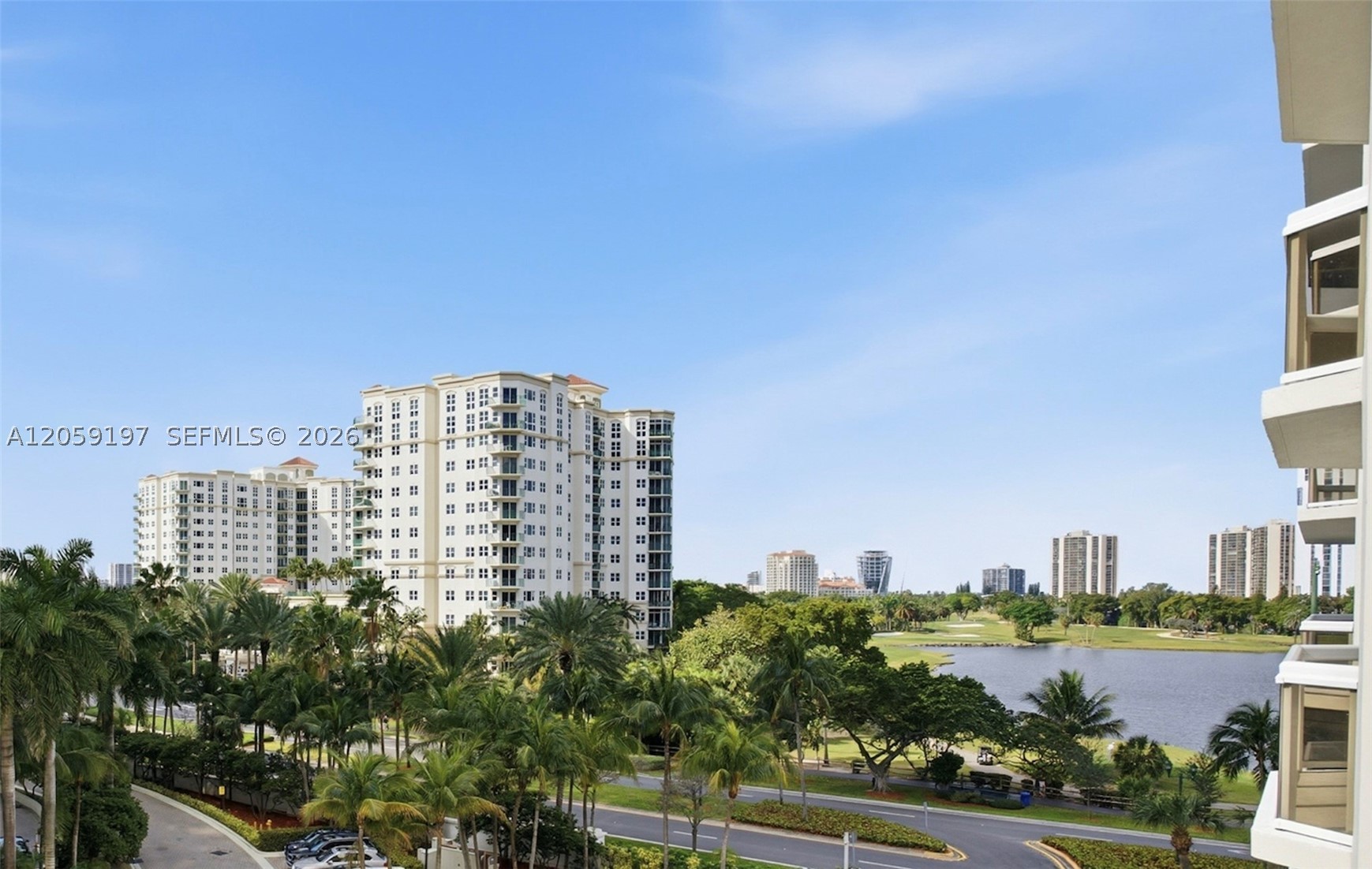 20185 E Country Club Dr 502 — photo