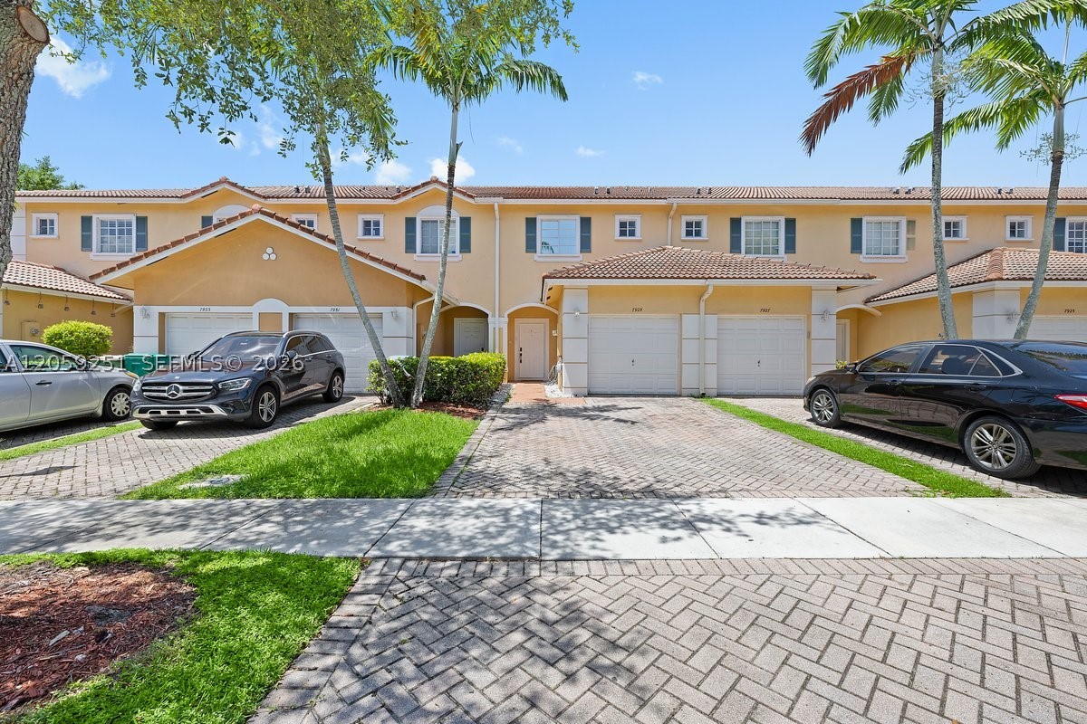 7929 Tuscany Dr — photo