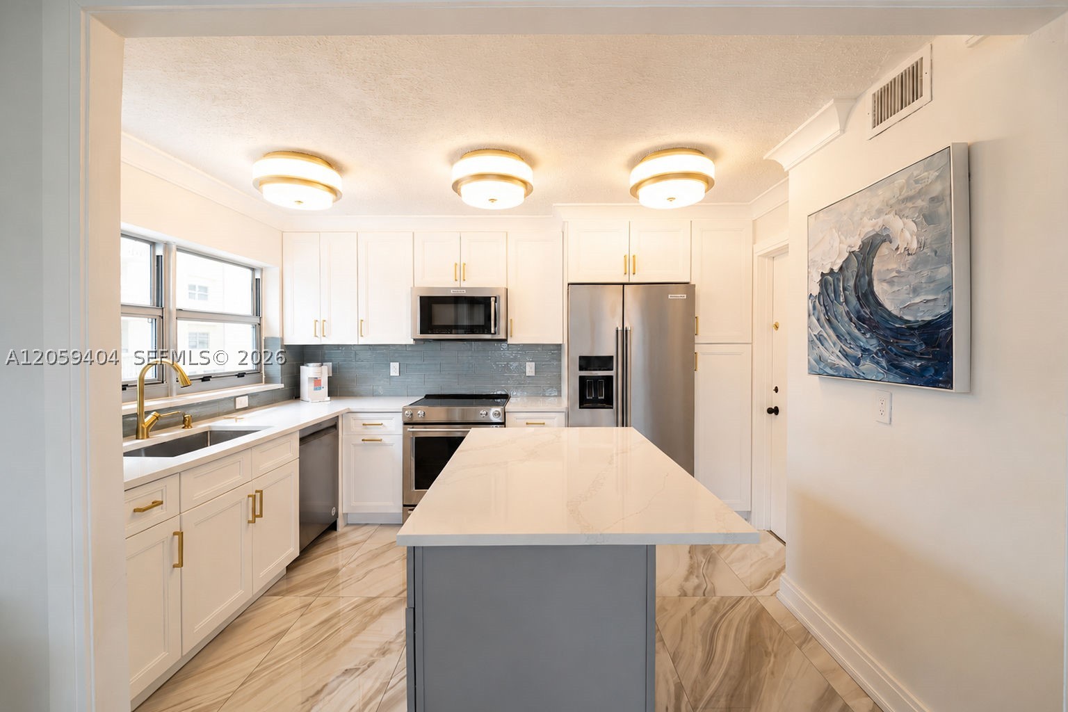 1817 S Ocean Dr Unit 215 — photo
