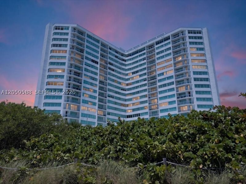 7135 Collins Ave 331 — photo