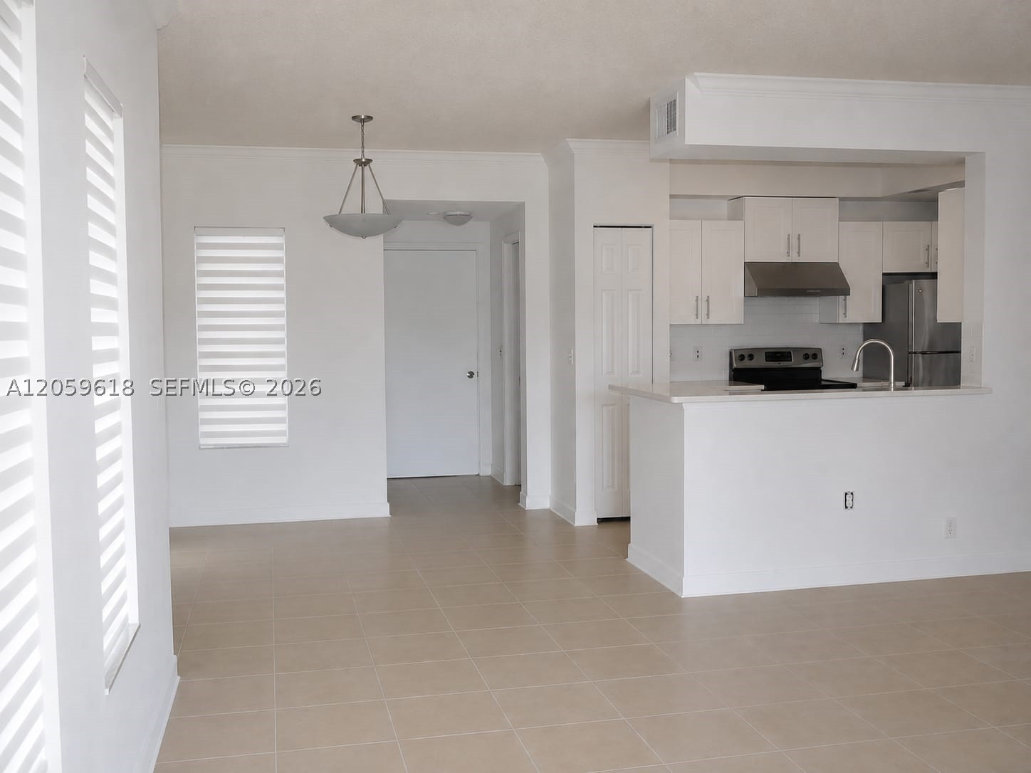 2452 Centergate Dr 104 — photo