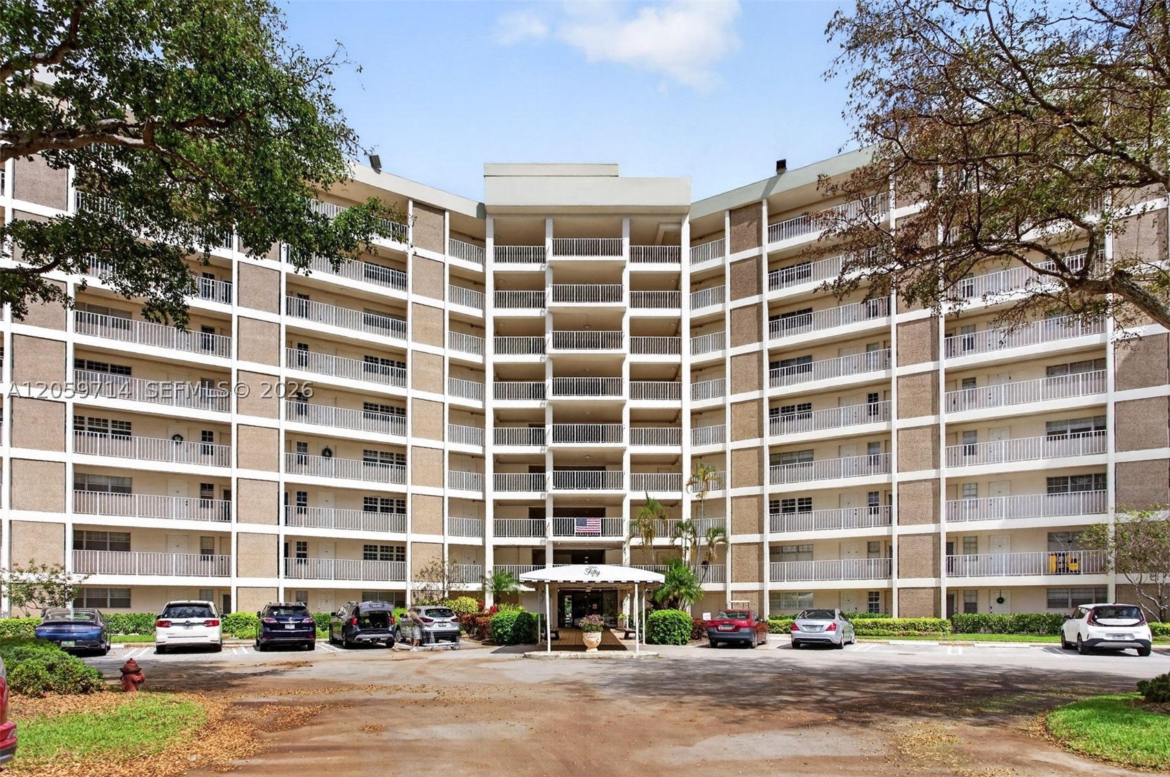 3090 N Course Dr 807 — photo