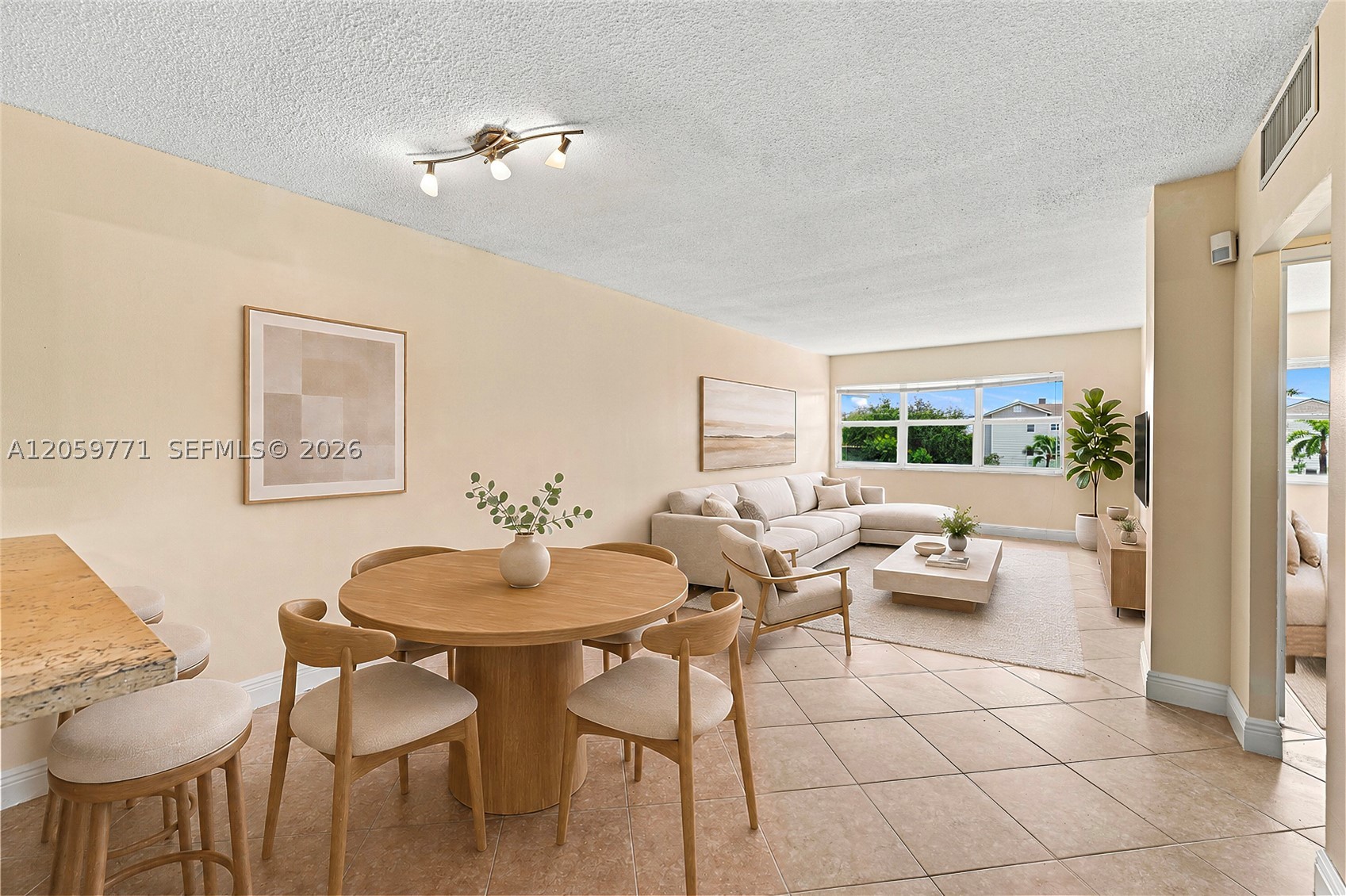 2555 NE 11 Street 510 — photo