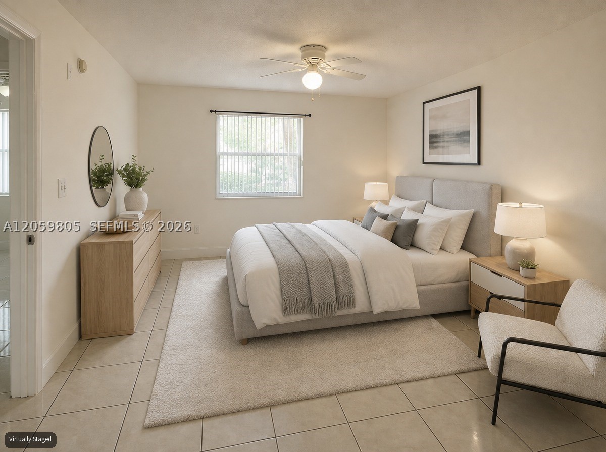 761 N Pine Island Rd 104 — photo