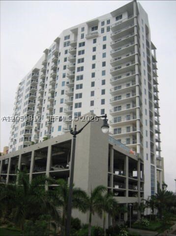 10 SW South River Dr 704 — photo