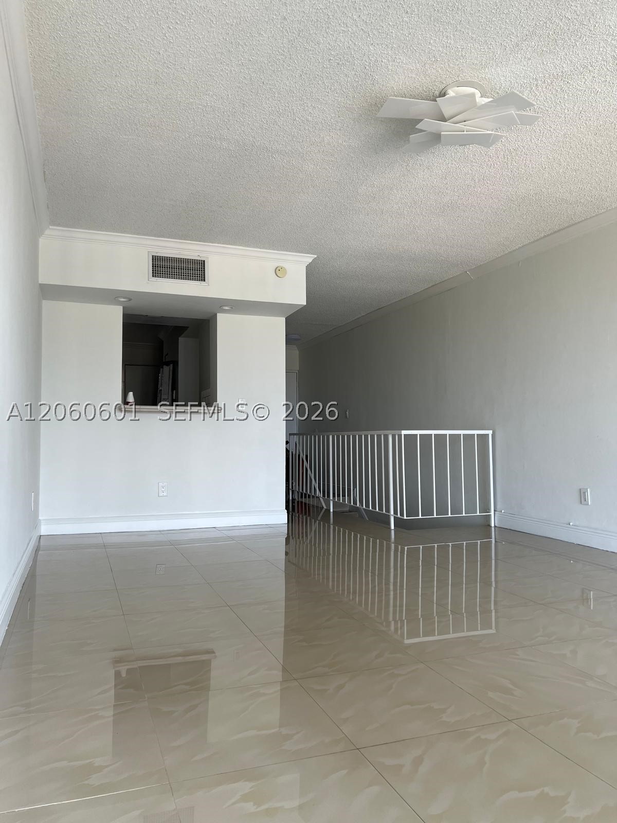 9210 Fontainebleau Blvd 506 — photo