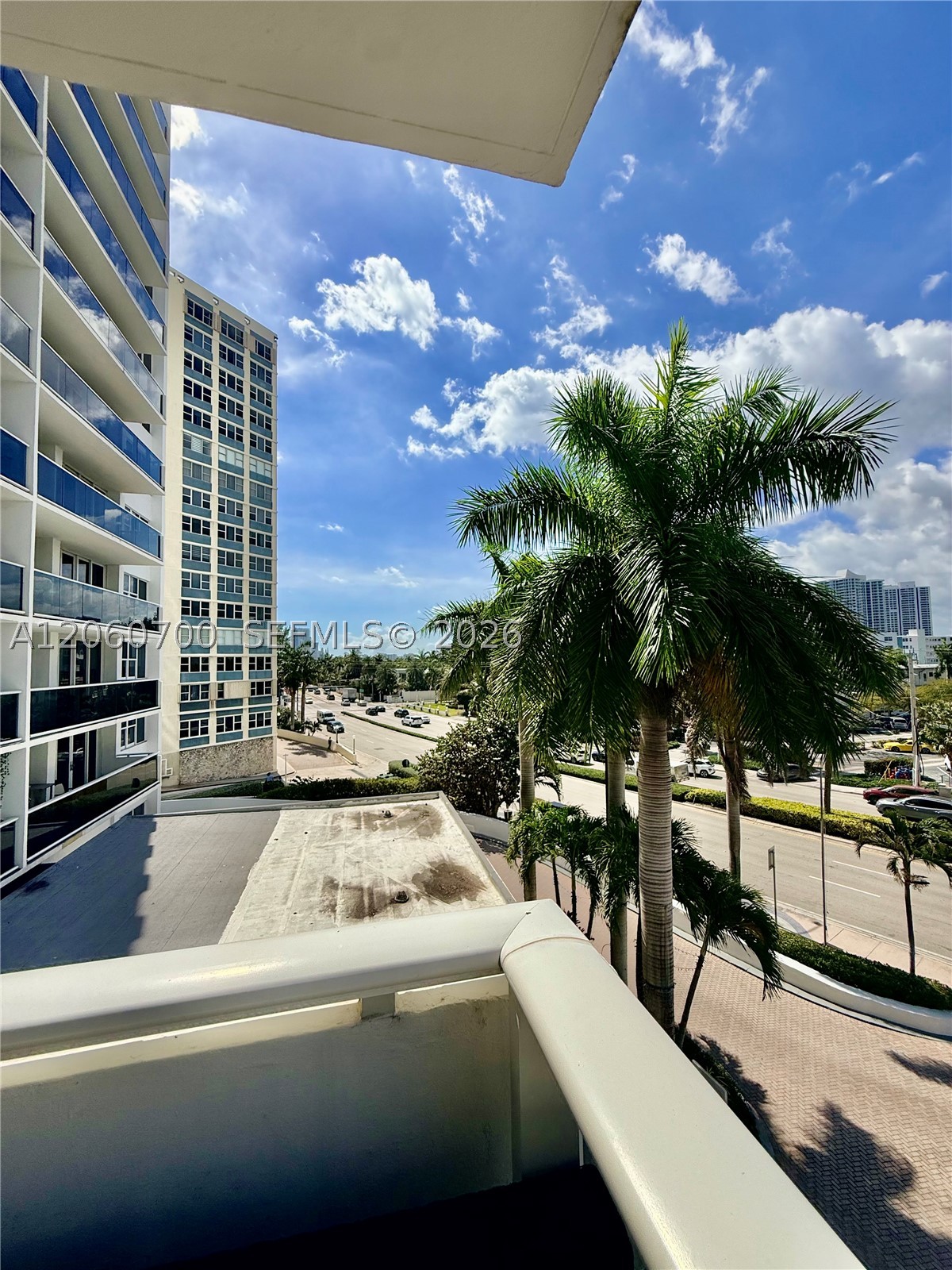 3140 S Ocean Dr Unit 310 — photo