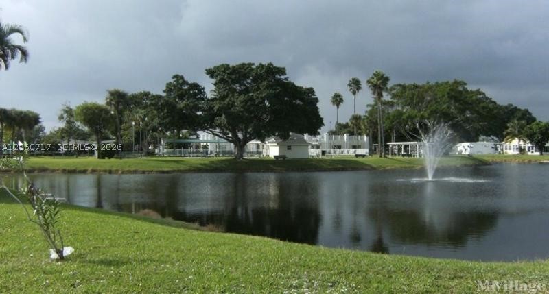 6515 Colonial Dr — photo