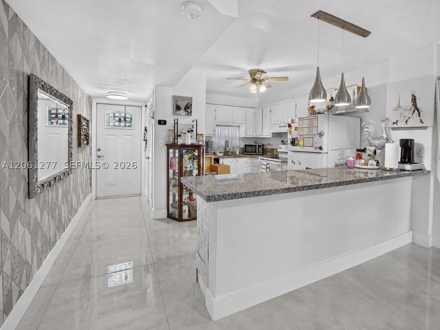 8941 S Hollybrook Blvd 202 — photo