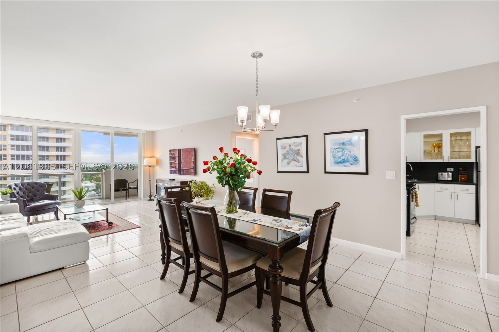 5601 Collins Ave 1216 — photo