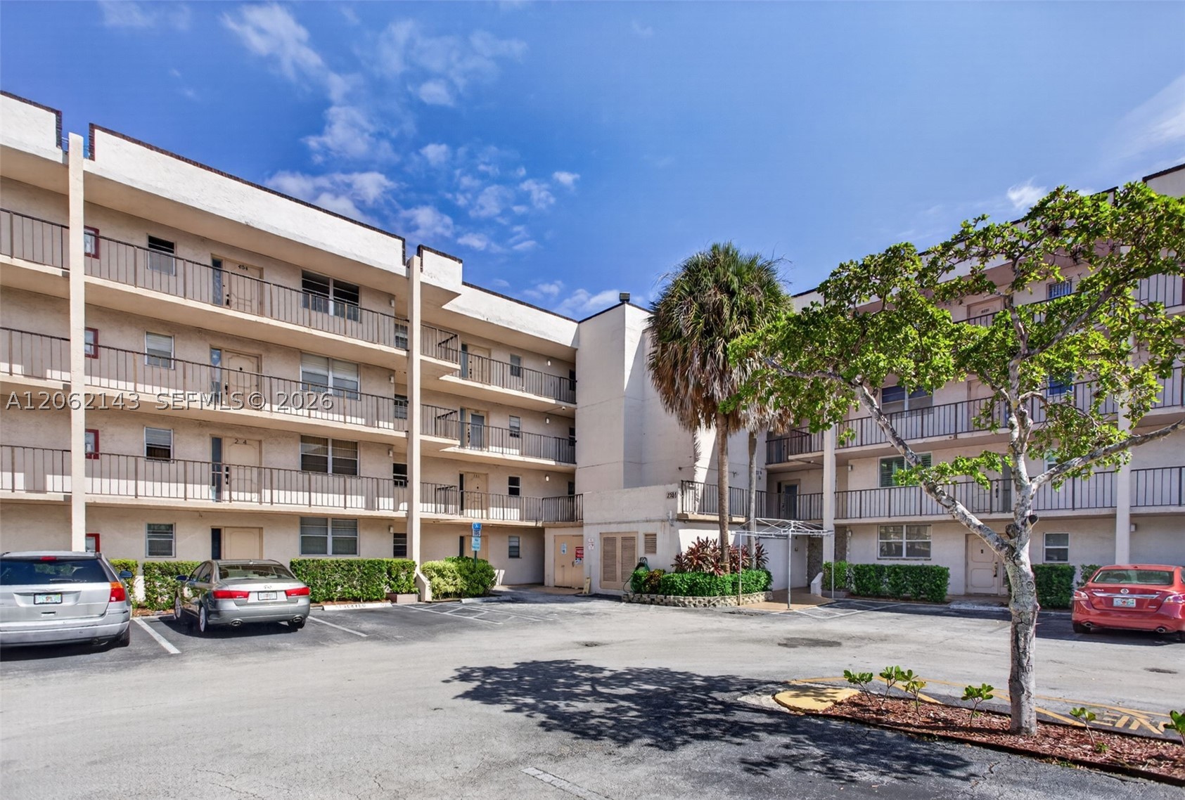 2551 Aragon Blvd Unit 404 — photo