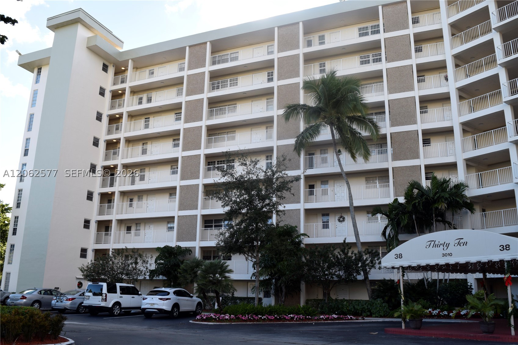 3010 N Course Dr 712 — photo