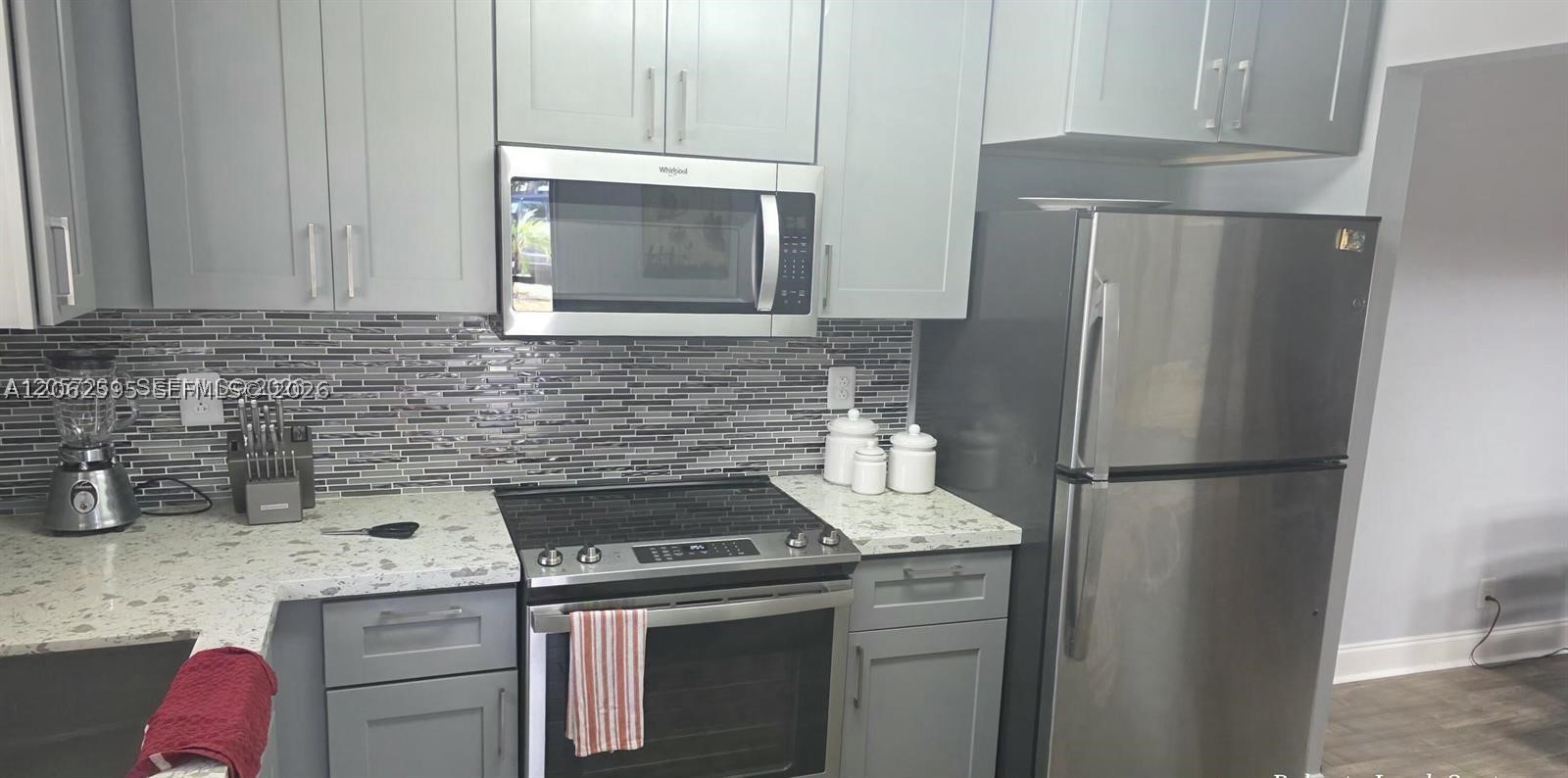 524 Osprey Dr 10B — photo