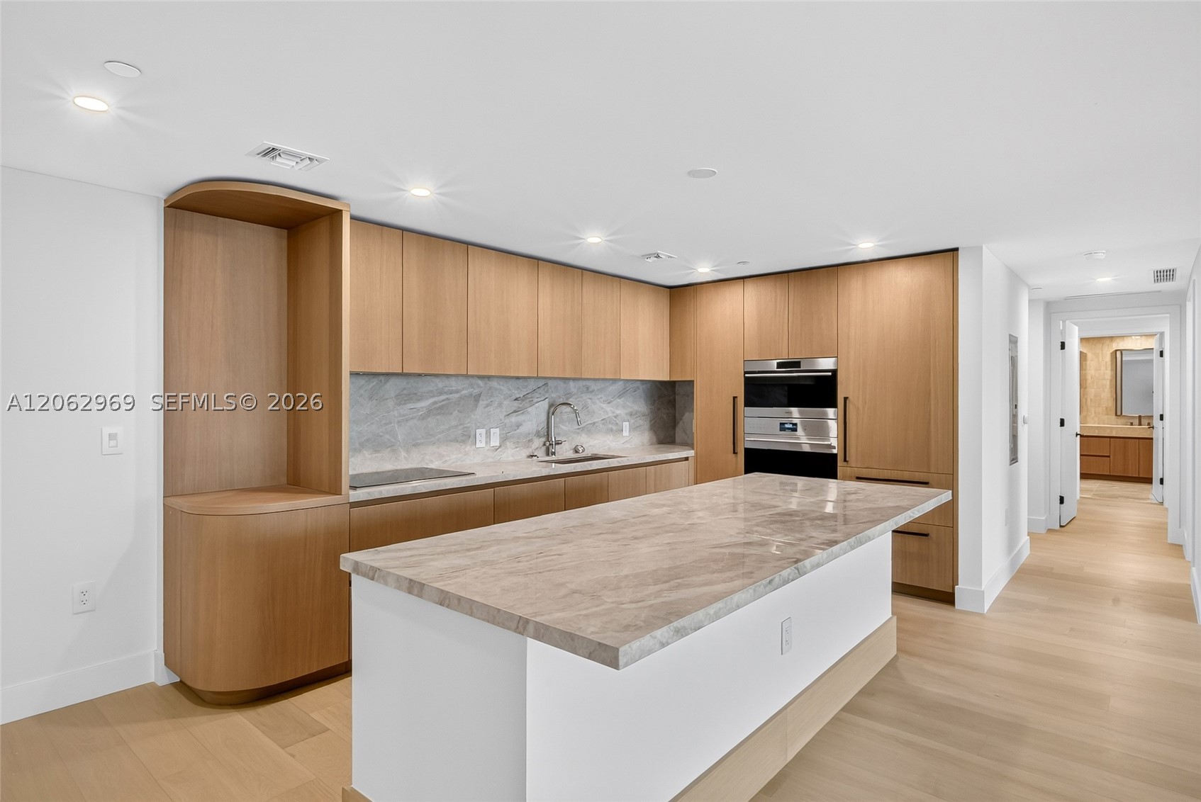 1176 97th St 501 — photo