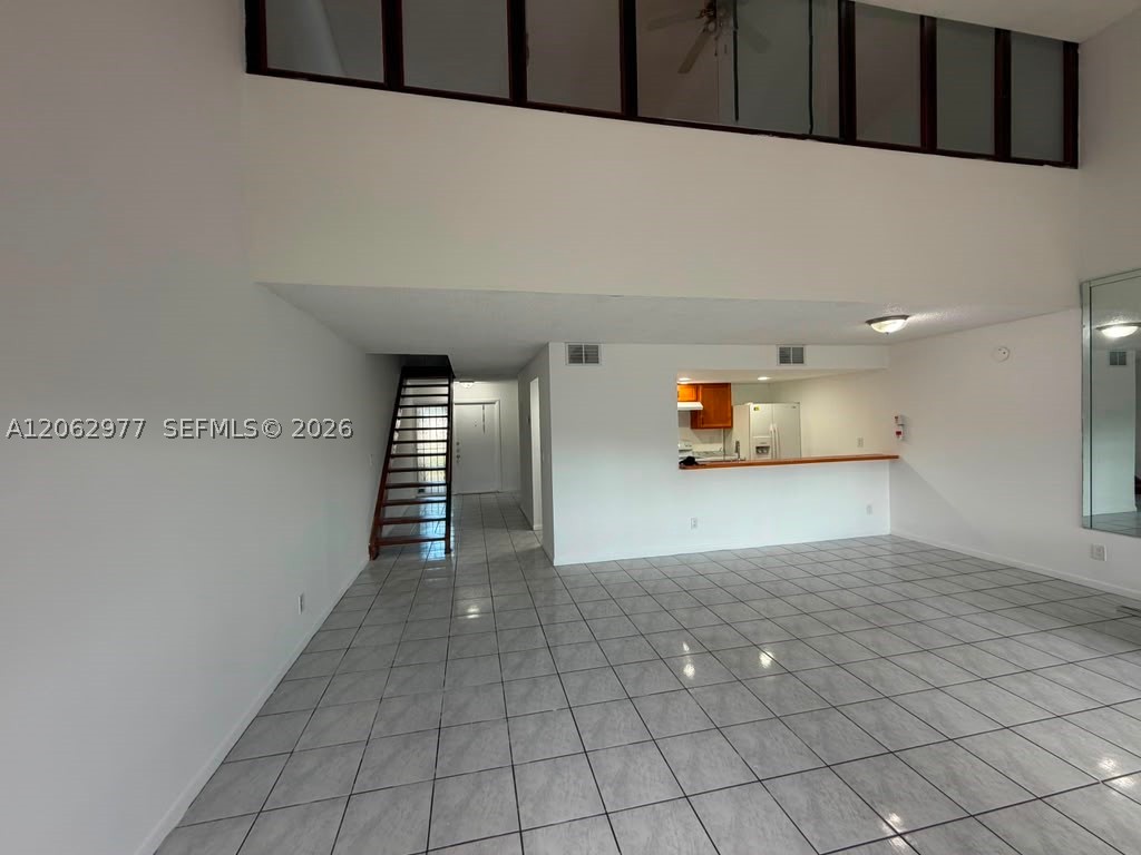 4045 SW 68th Way 5-I — photo