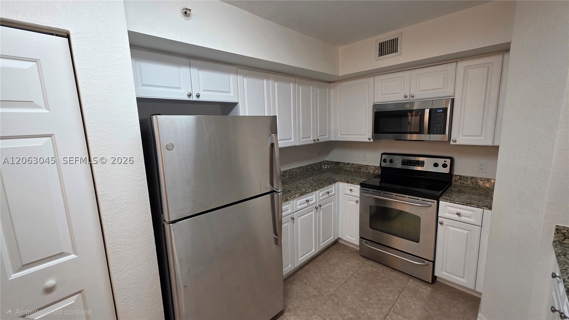 6768 Heritage Grande 208 — photo