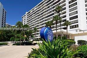 500 Three Islands Blvd 908 — photo