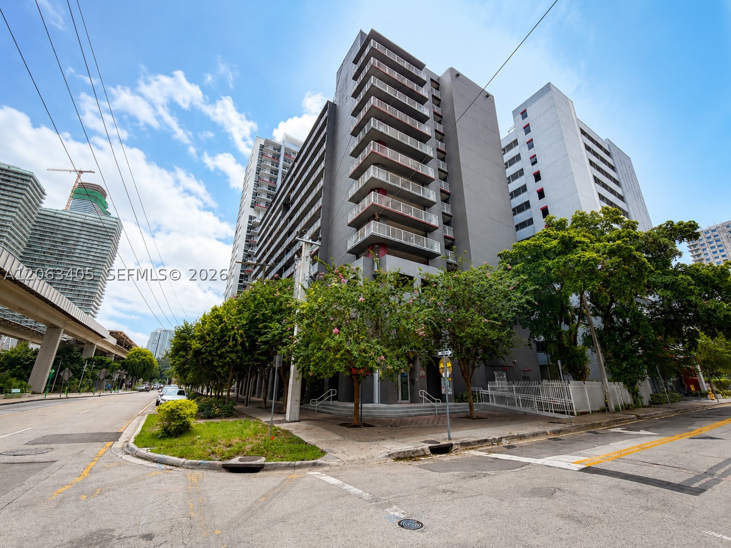 104 SW 9th St 1403 — photo