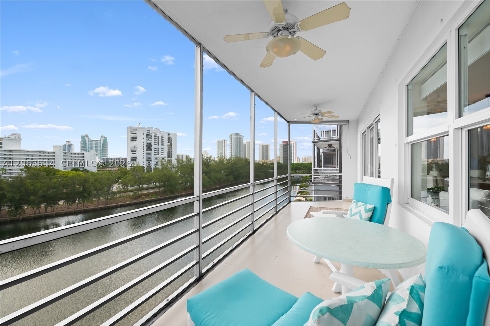 400 Diplomat Pkwy 704 — photo