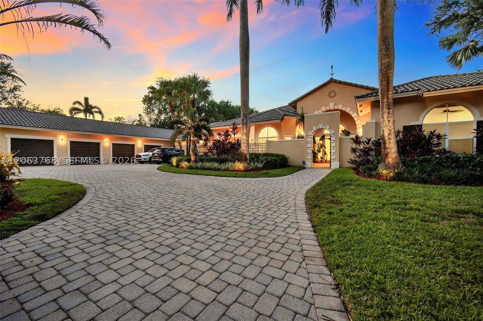 14211 Sunset Ln — photo