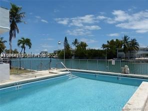 200 S Shore Dr 7 — photo