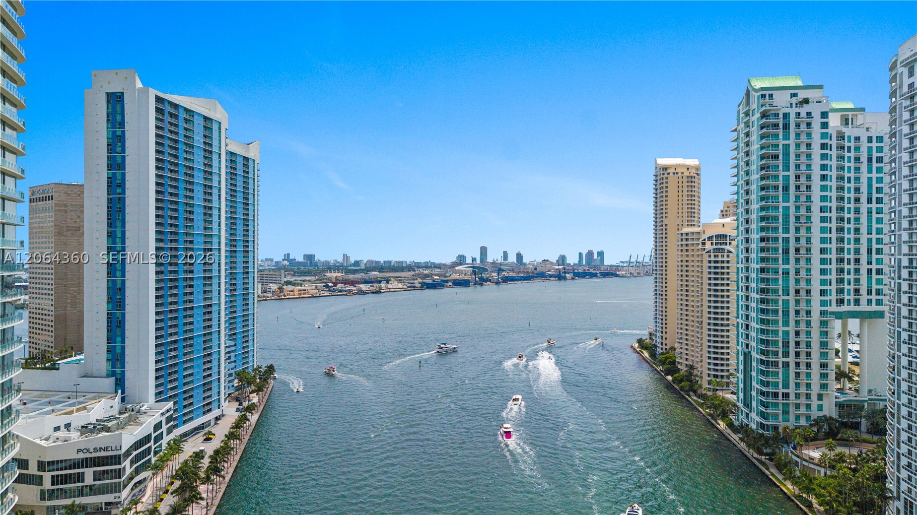 325 S Biscayne Blvd 3421 — photo
