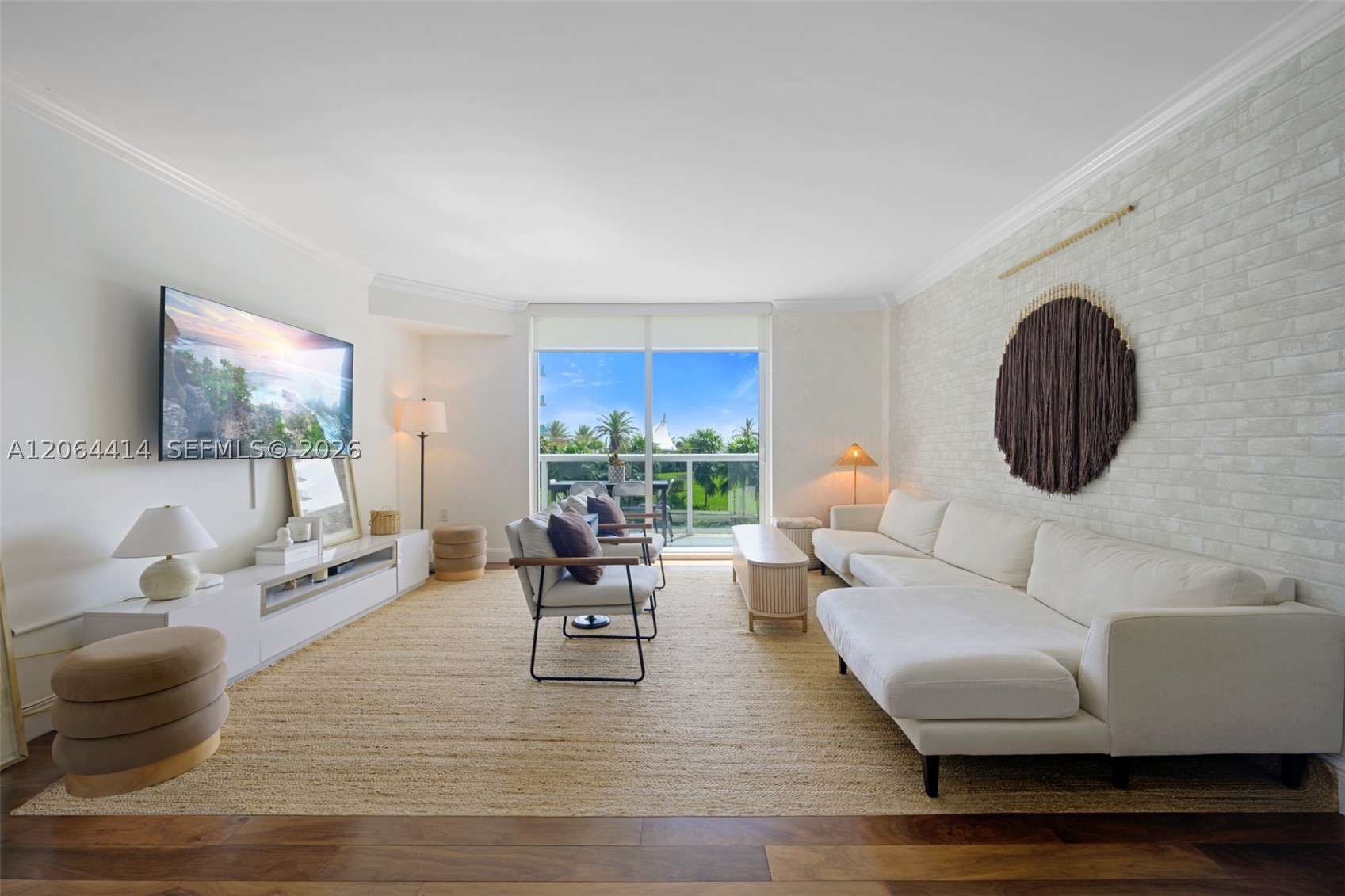 10275 Collins Ave 334 — photo