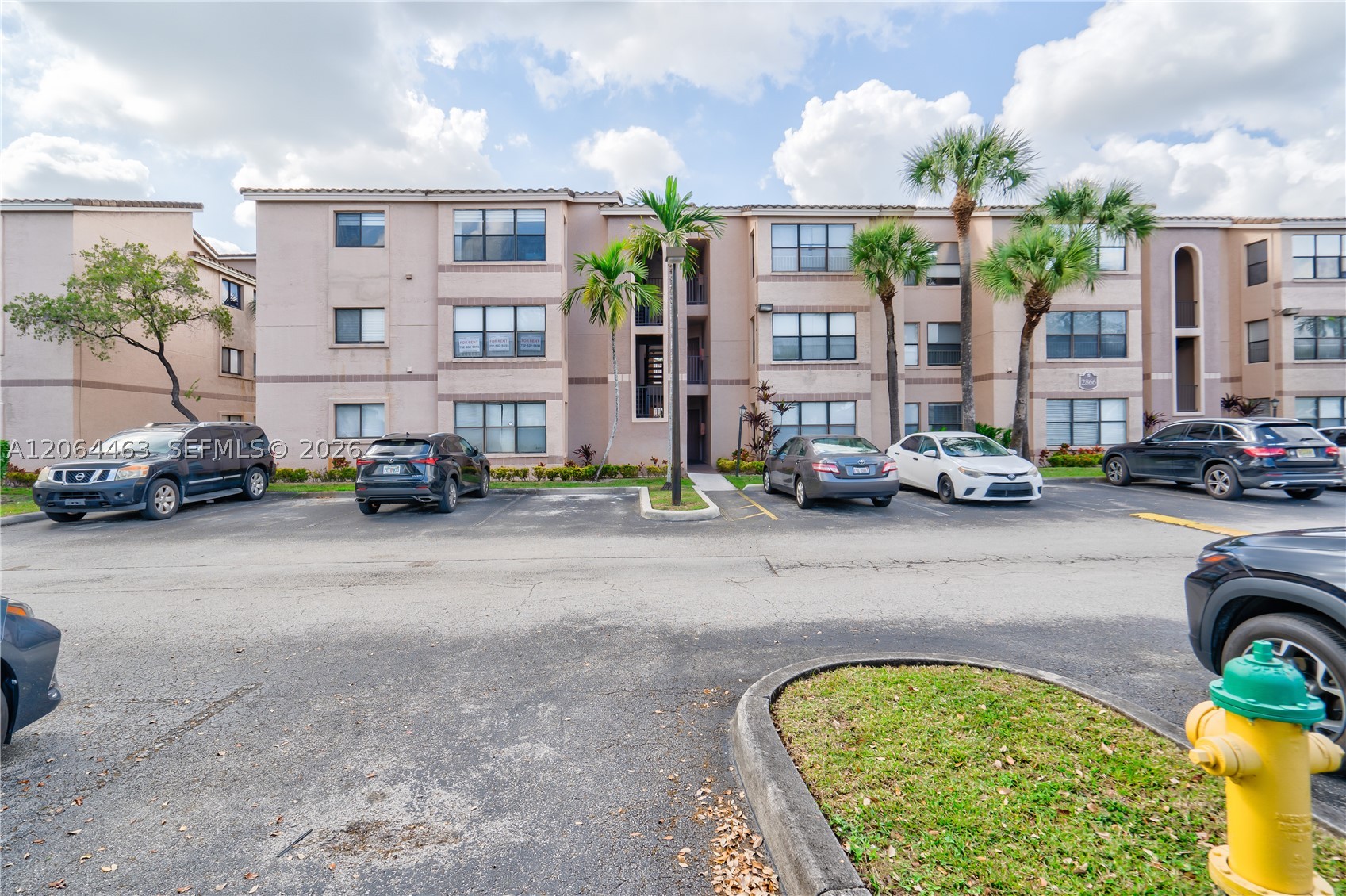 2866 S University Dr 5307 — photo