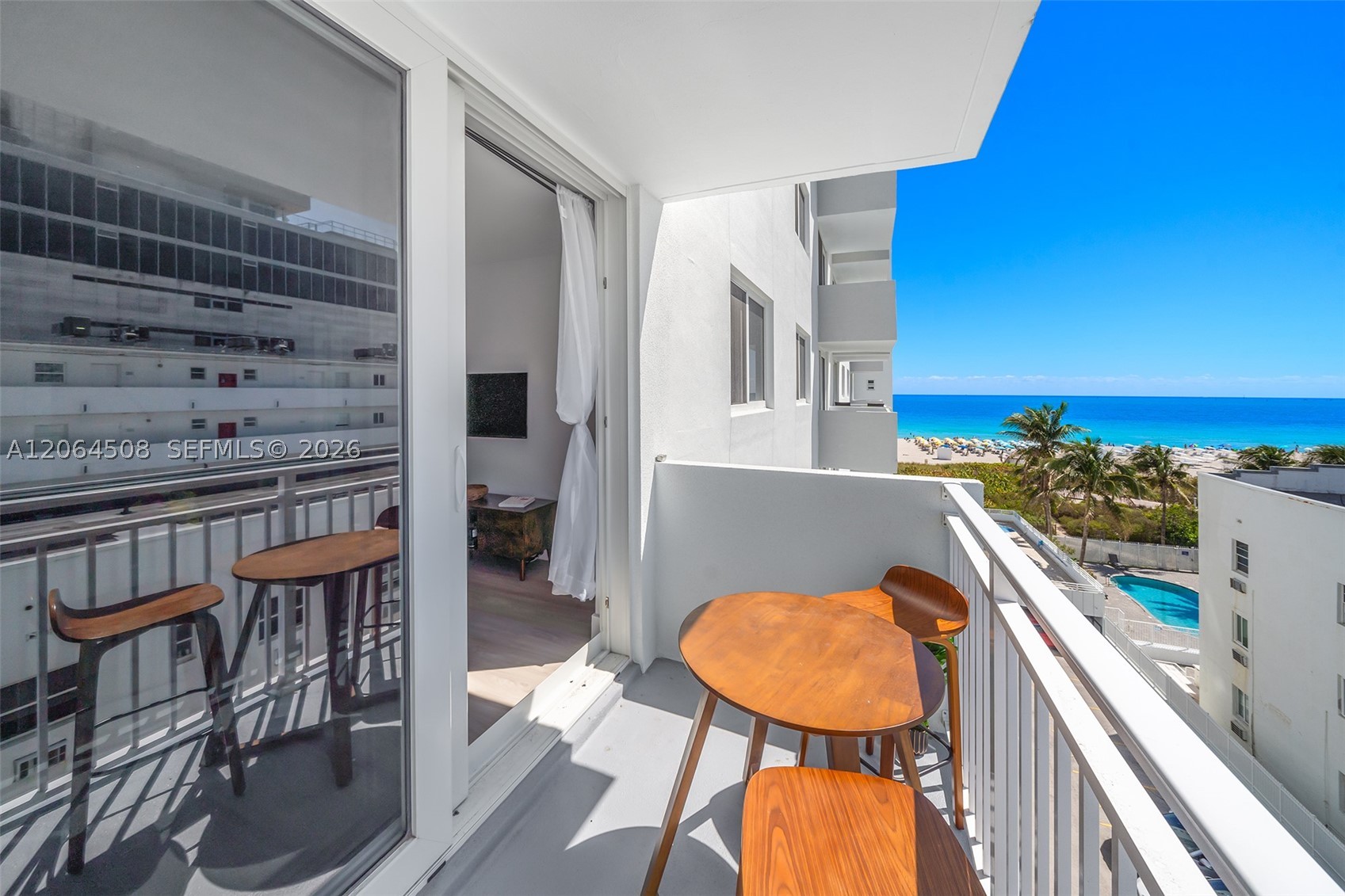 345 Ocean Dr 610 — photo