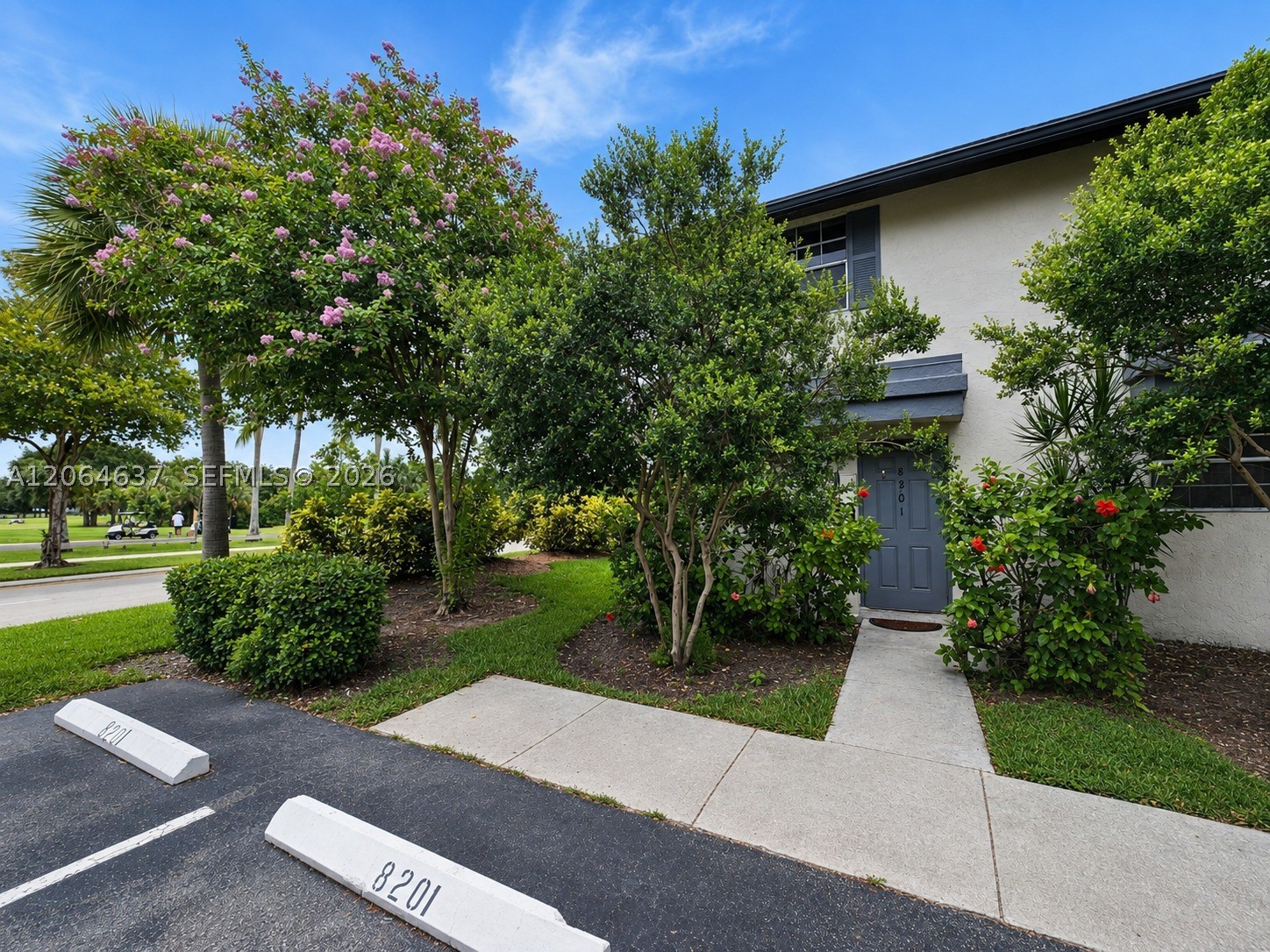 8201 Fairway Rd 8201 — photo