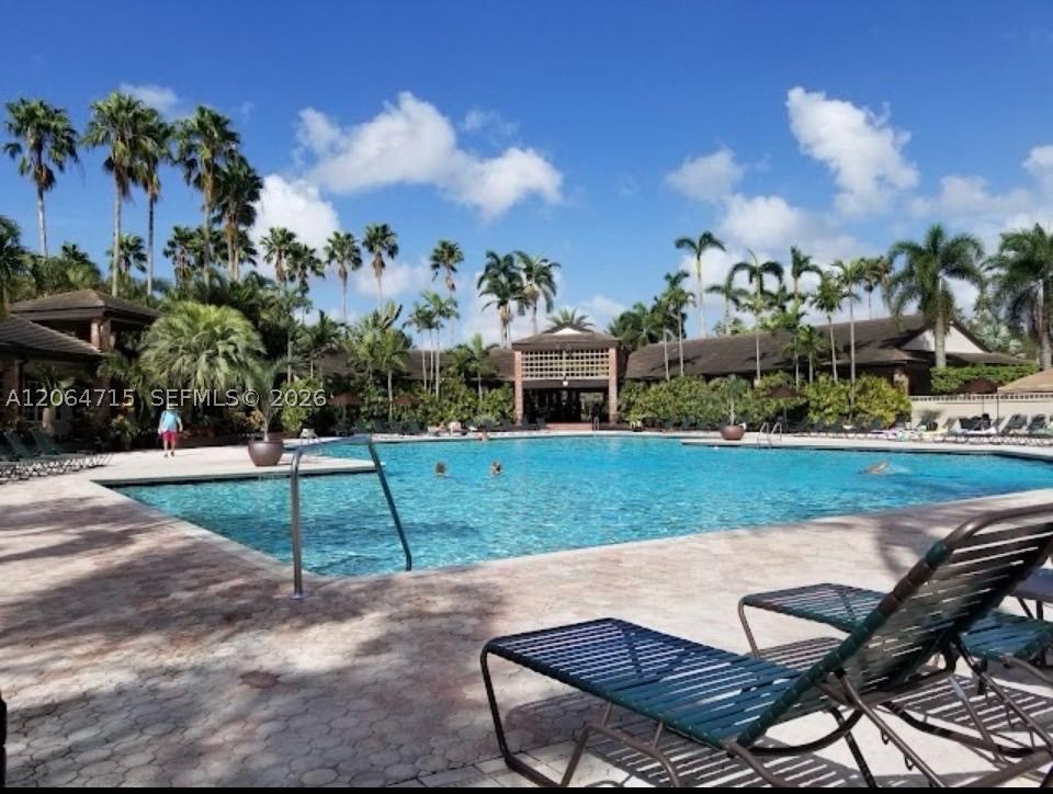 11008 Mainsail Dr — photo