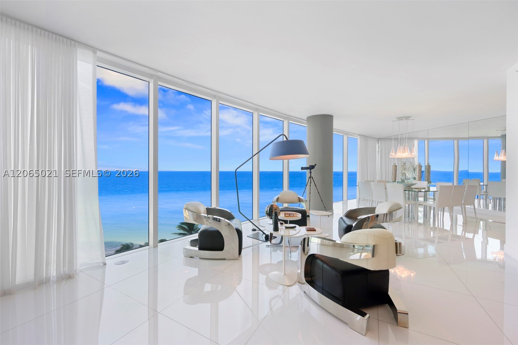 2711 S Ocean Dr 902 — photo