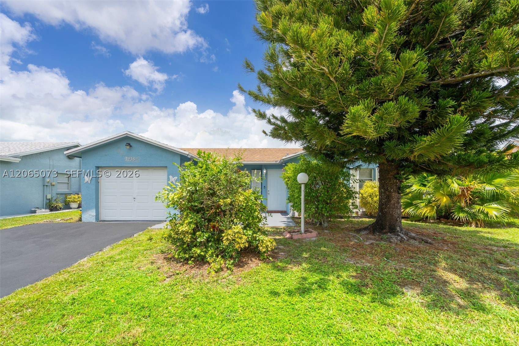 7235 Pine Bluff Dr — photo