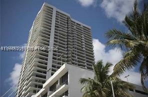 555 NE 15th St 30G — photo