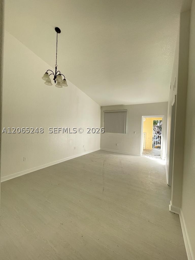 2903 SE 17th Ave 206 — photo