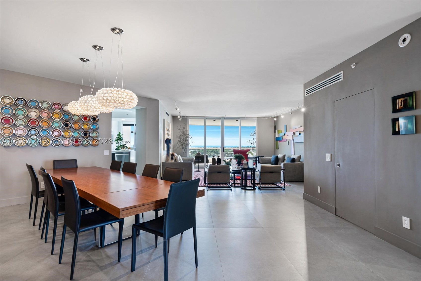 21050 Point Pl 1006 — photo