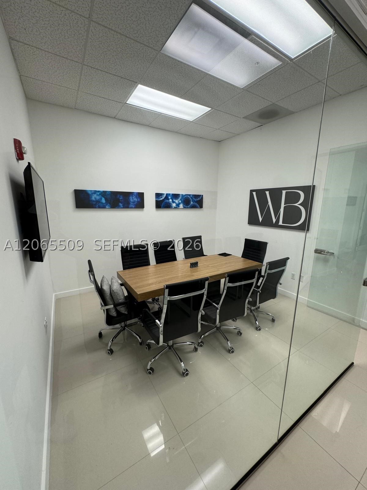 20200 W Dixie Hwy G01 Hwy — photo