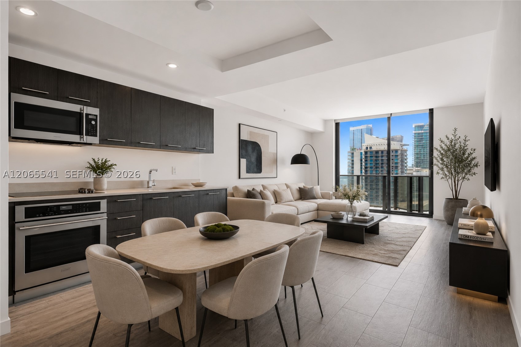 55 SW 9th St 3504 — photo