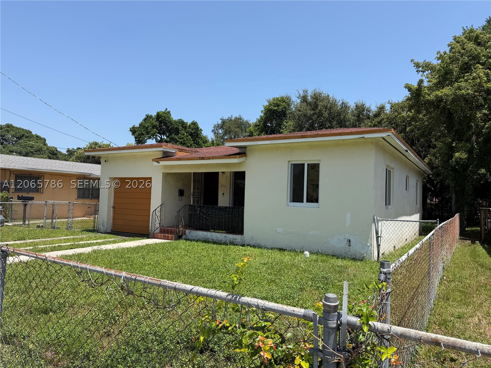 5525 NW 5th Ct — photo