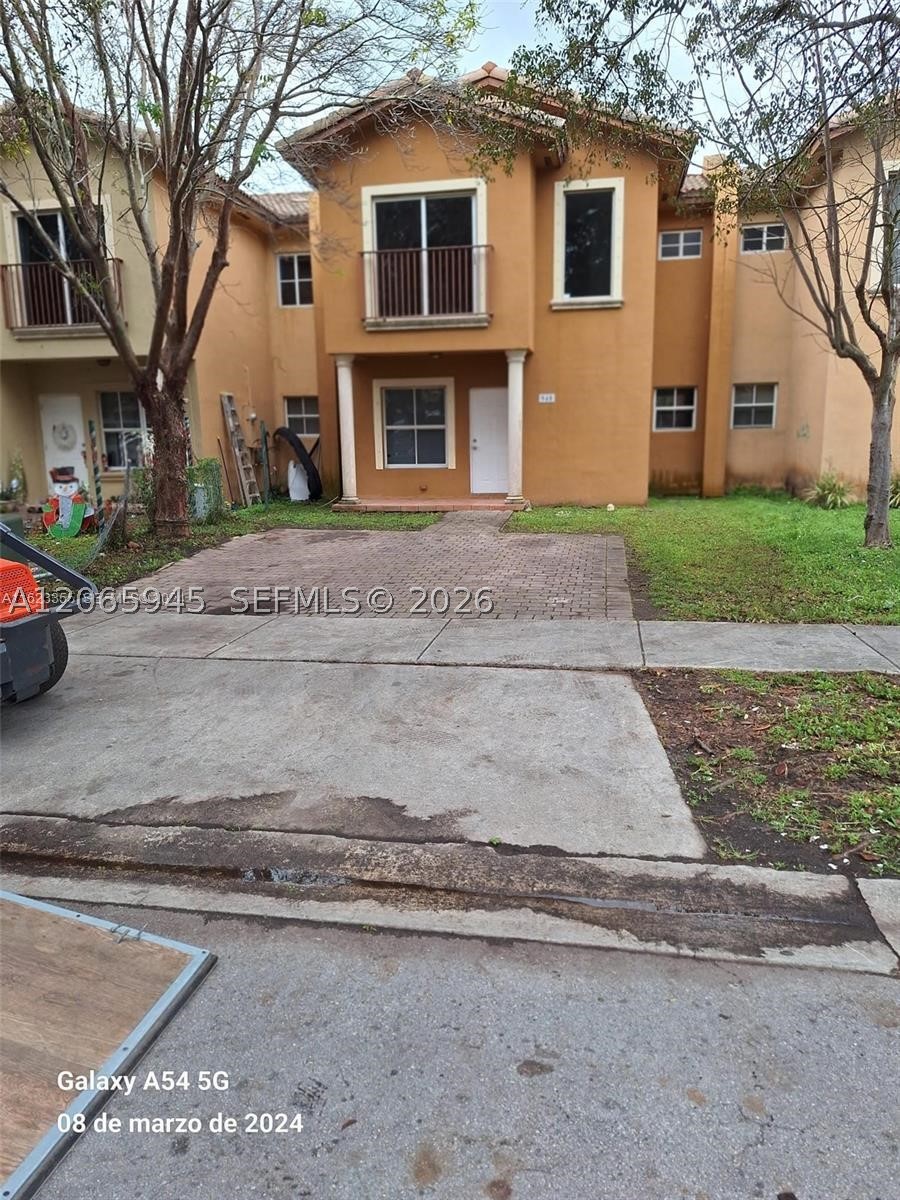 948 SW 6th Ct 948 — photo