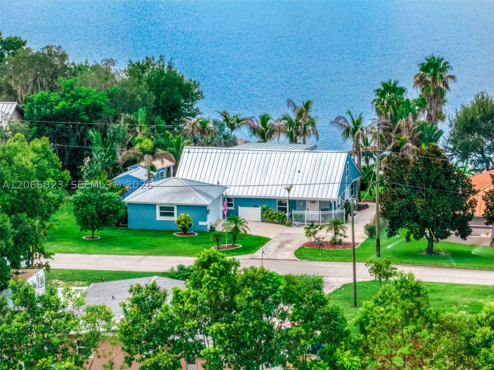 137 McCoy Dr — photo