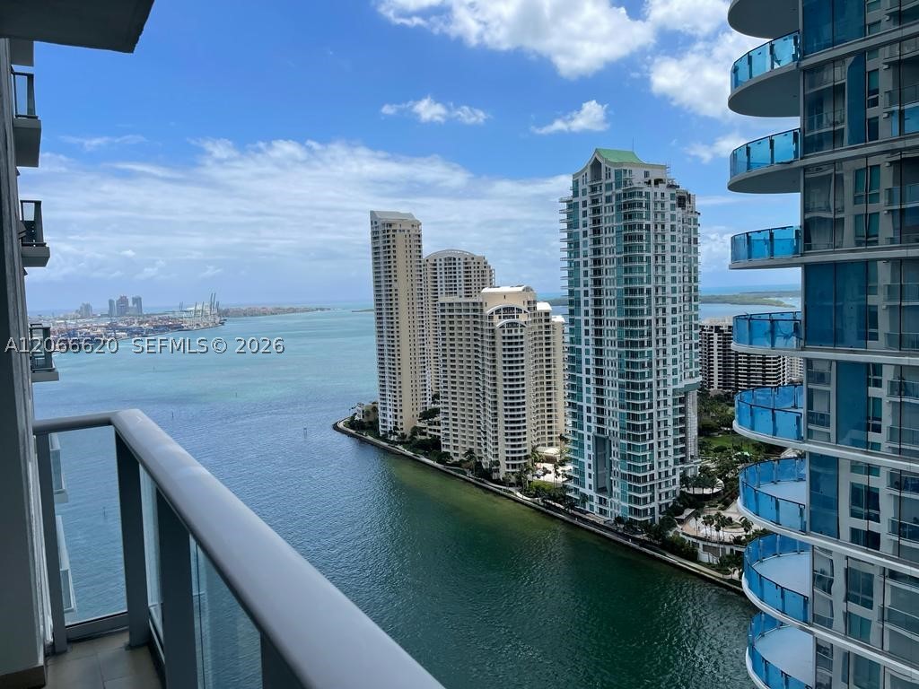 300 S Biscayne Blvd T-2804 — photo