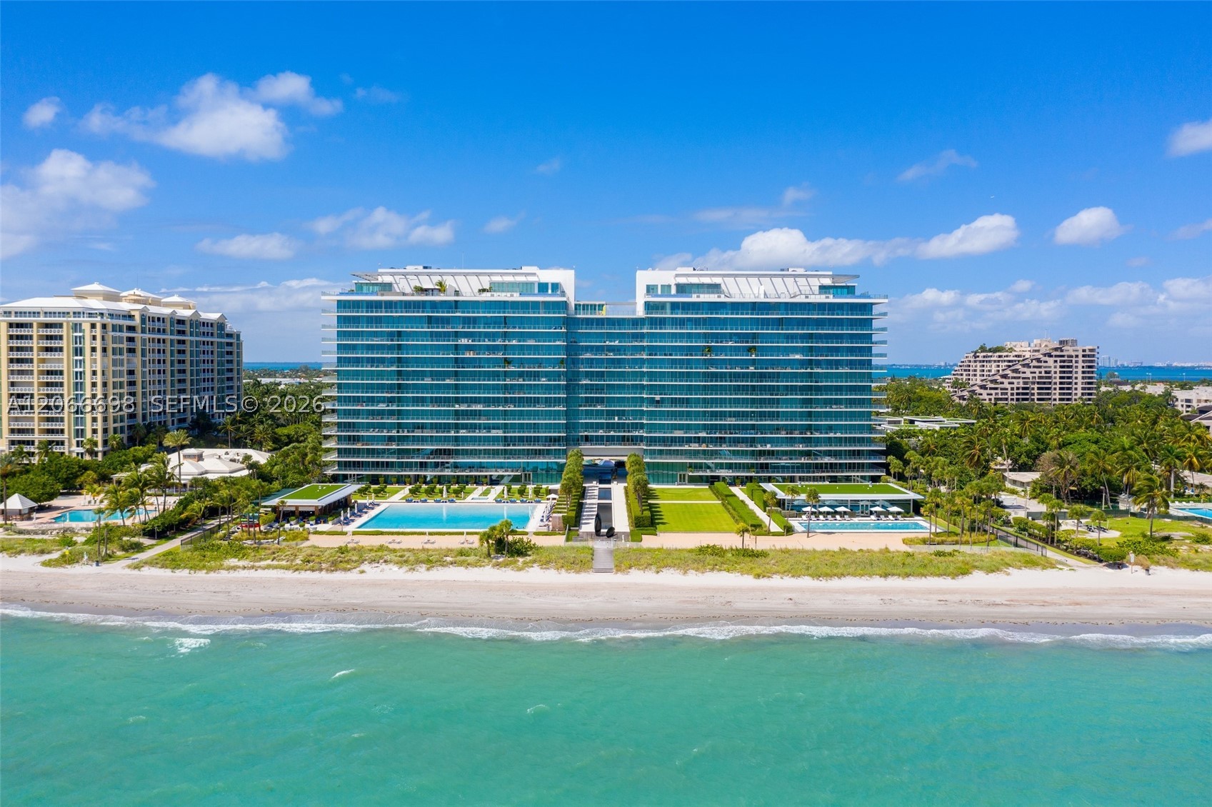 360 Ocean Dr 804S — photo