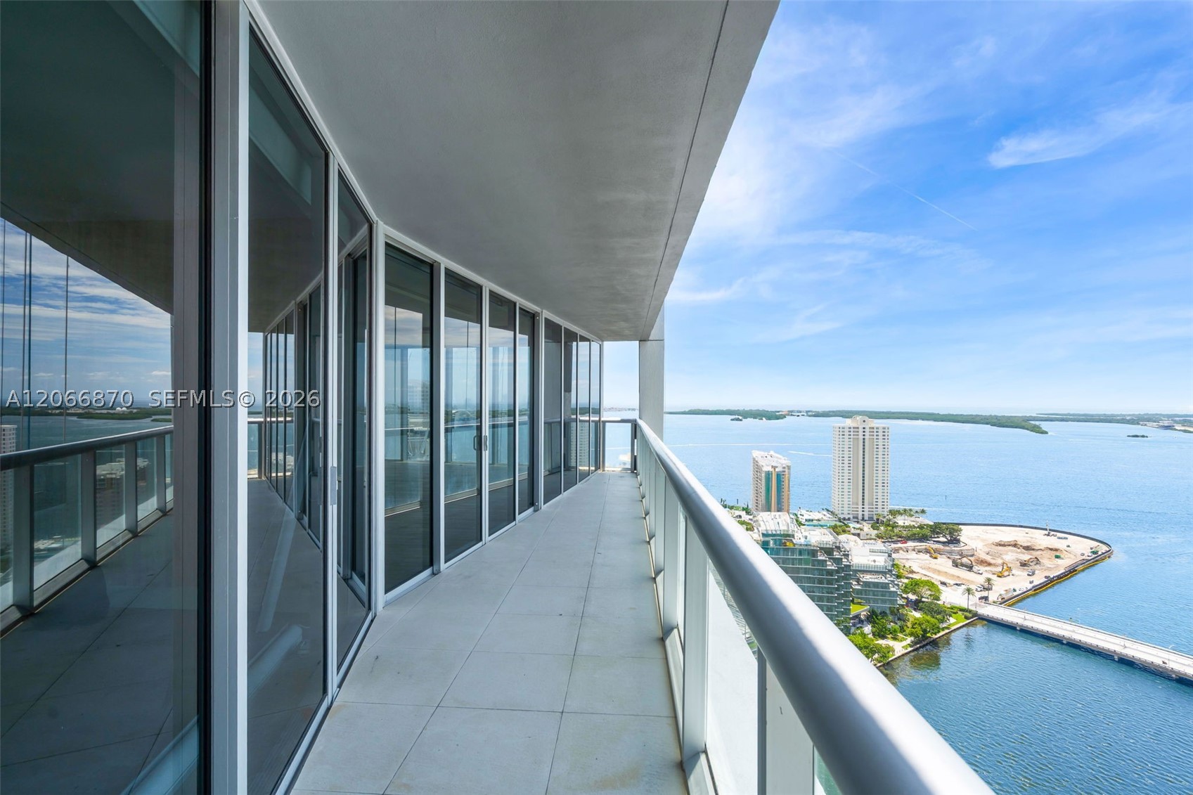 495 Brickell Ave 3601 — photo
