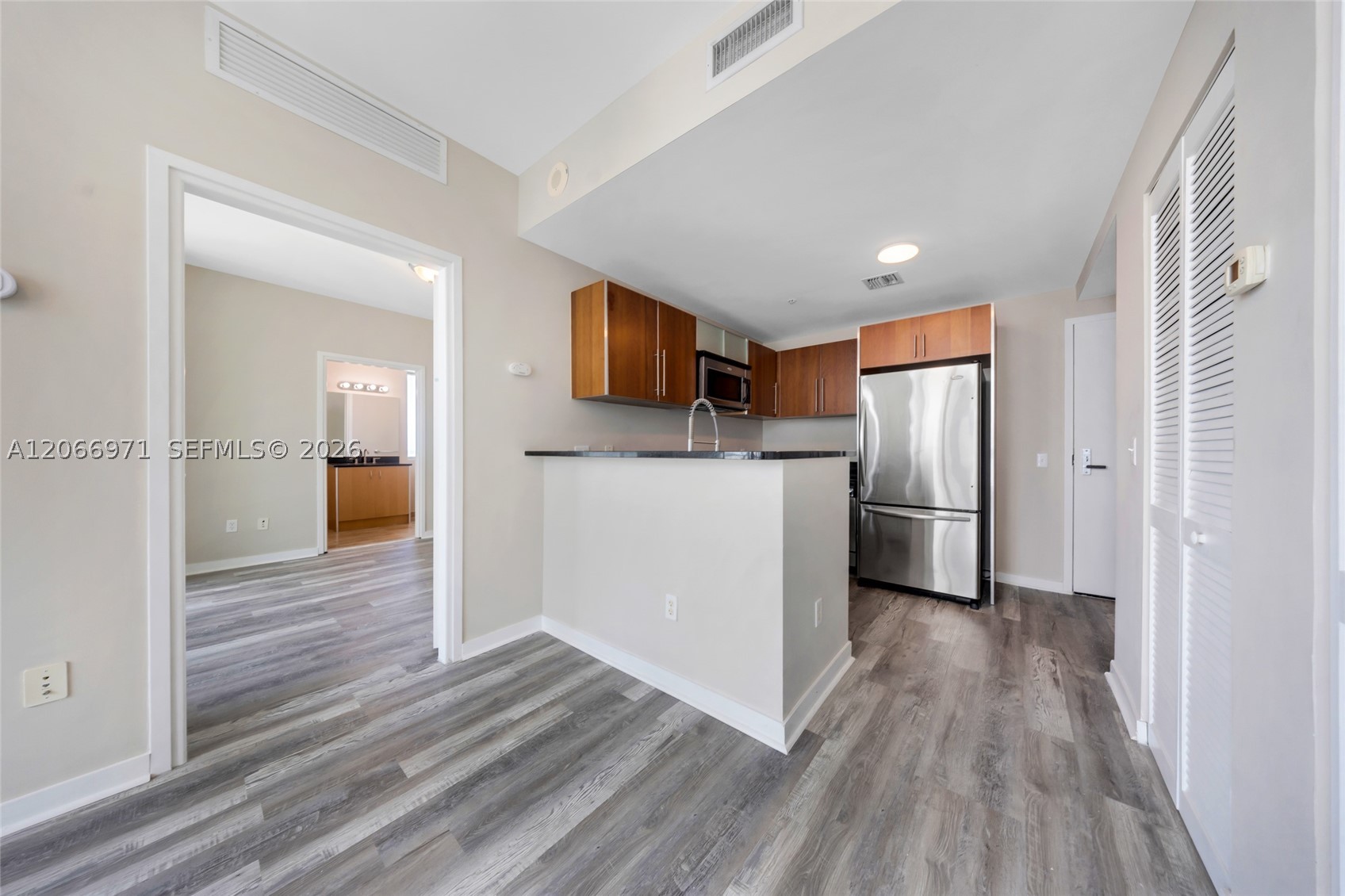 300 S Biscayne Blvd T-2911 — photo
