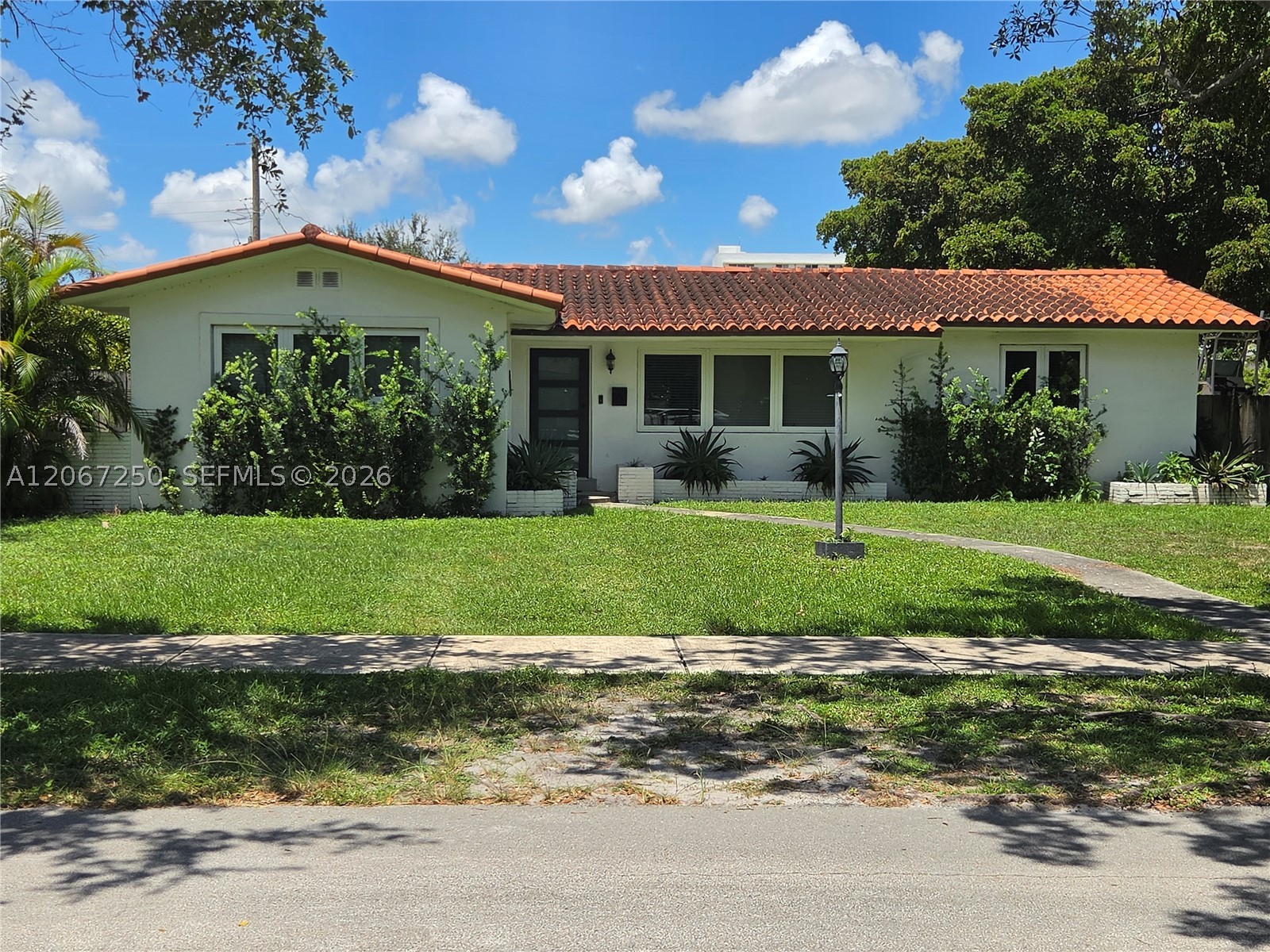 1101 Starling Ave — photo