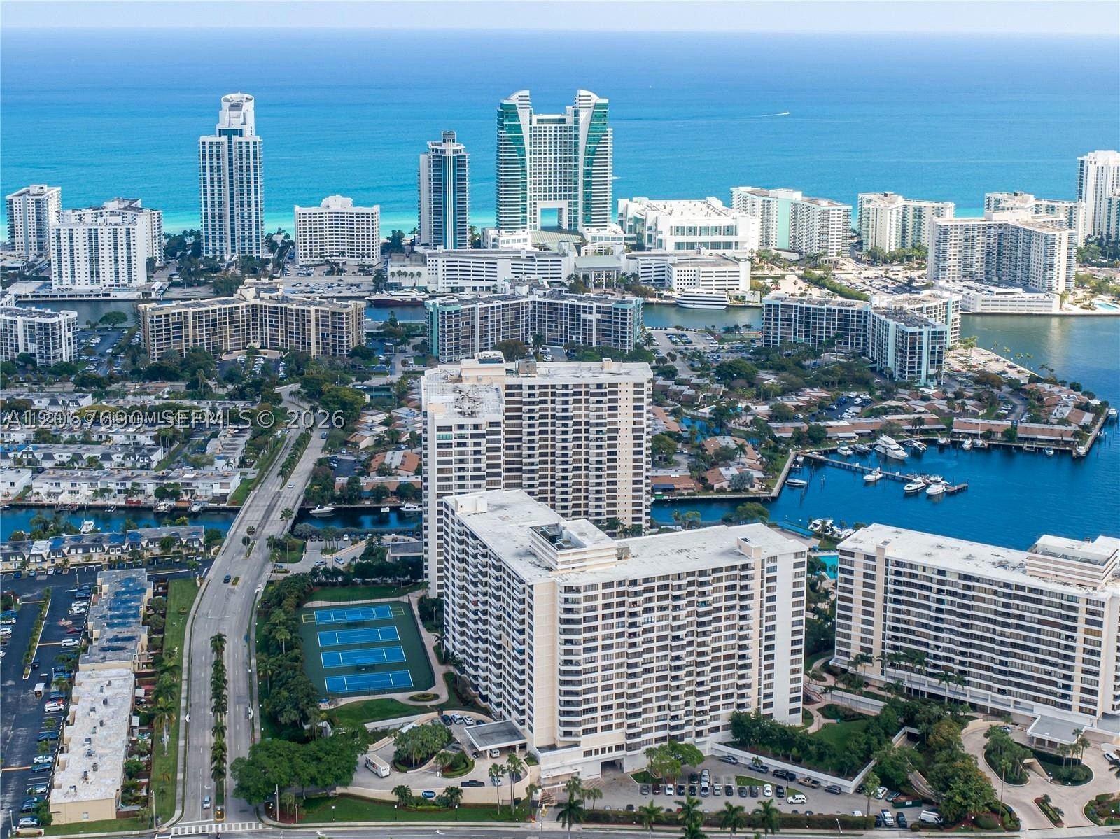 600 Three Islands Blvd 1113 — photo